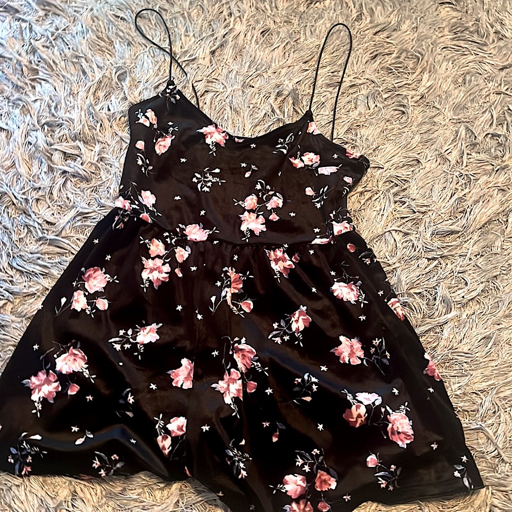 Velvet Spaghetti-strap romper